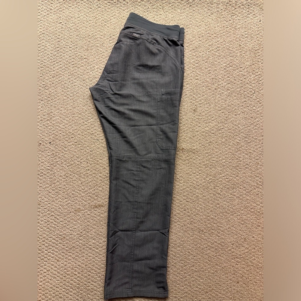 Figs Kade Scrub Bottoms Color Graphite Size Large Regular 31” Inseam